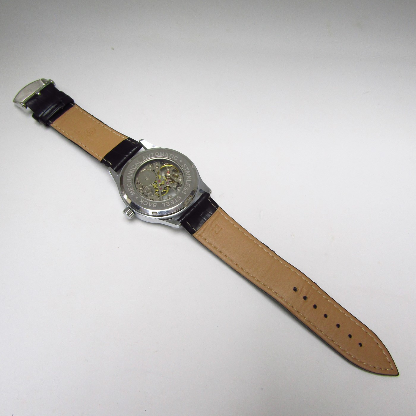 T-WINNER. Reloj de pulsera para caballero. China. 2018 T-WINNER. Reloj de pulsera para caballero. China. 2018