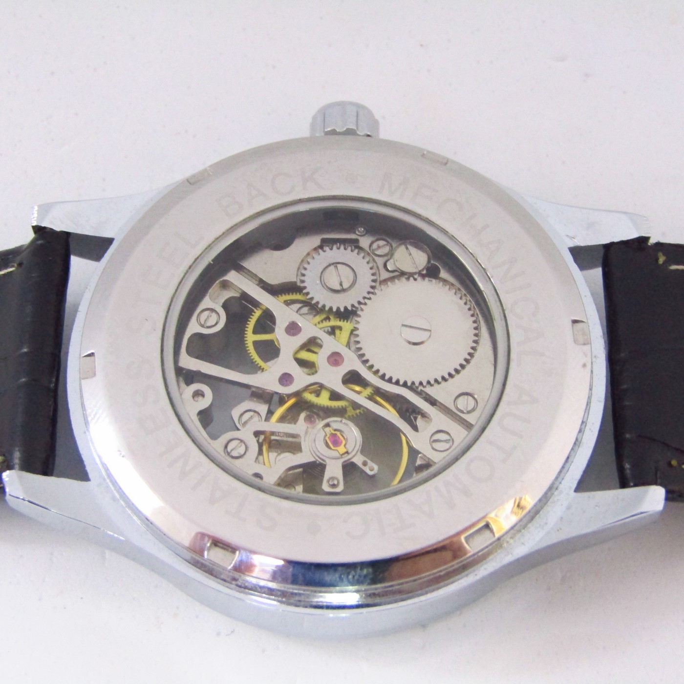 T-WINNER. Reloj de pulsera para caballero. China. 2018 T-WINNER. Reloj de pulsera para caballero. China. 2018
