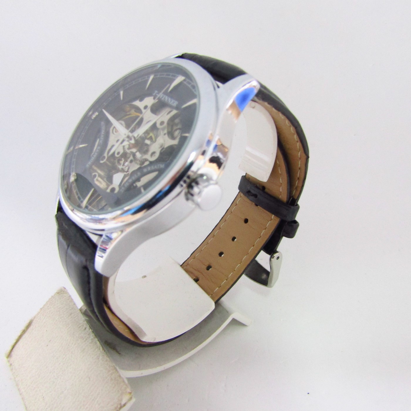 T-WINNER. Reloj de pulsera para caballero. China. 2018 T-WINNER. Reloj de pulsera para caballero. China. 2018