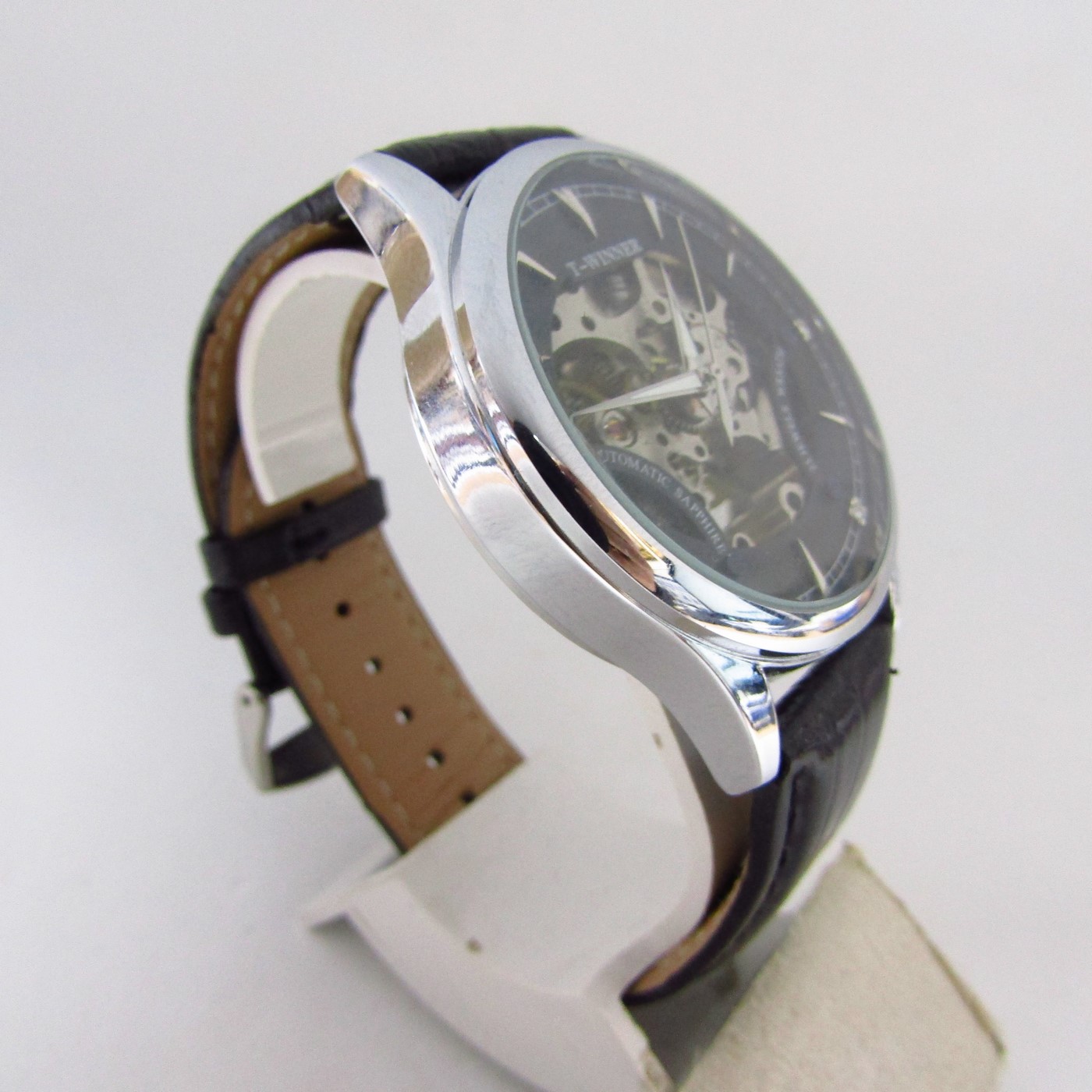 T-WINNER. Reloj de pulsera para caballero. China. 2018 T-WINNER. Reloj de pulsera para caballero. China. 2018
