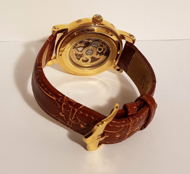 TRIAS. Skeletten. Reloj de pulsera automático. Alemania. 2018 TRIAS. Skeletten. Reloj de pulsera automático. Alemania. 2018