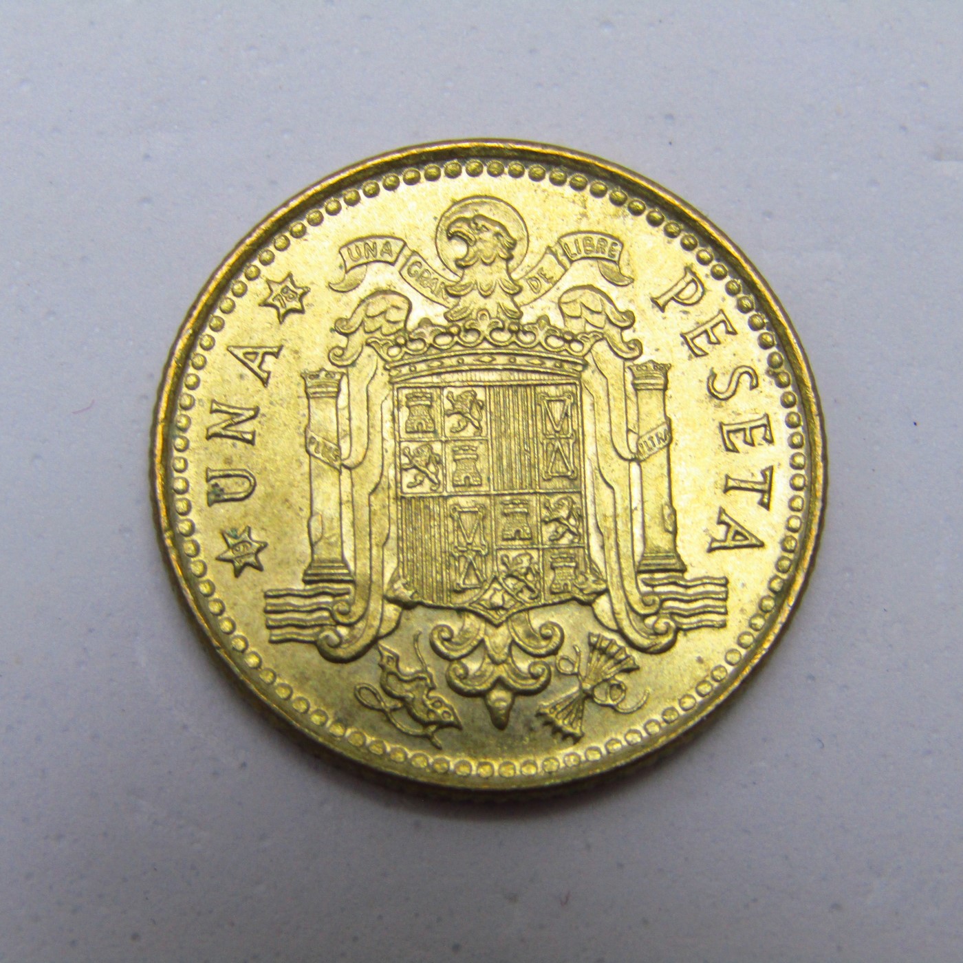 Lote de 11 Monedas de 1 Peseta de Cobre. Año 1975. Juan Carlos I Rey de España. Ceca *19-78*). Algunas variante de tilde Ñ y N de Juan sin punto. MBC Lote de 11 Monedas de 1 Peseta de Cobre. Año 1975. Juan Carlos I Rey de España. Ceca *19-78*). Algunas variante de tilde Ñ y N de Juan sin punto. MBC