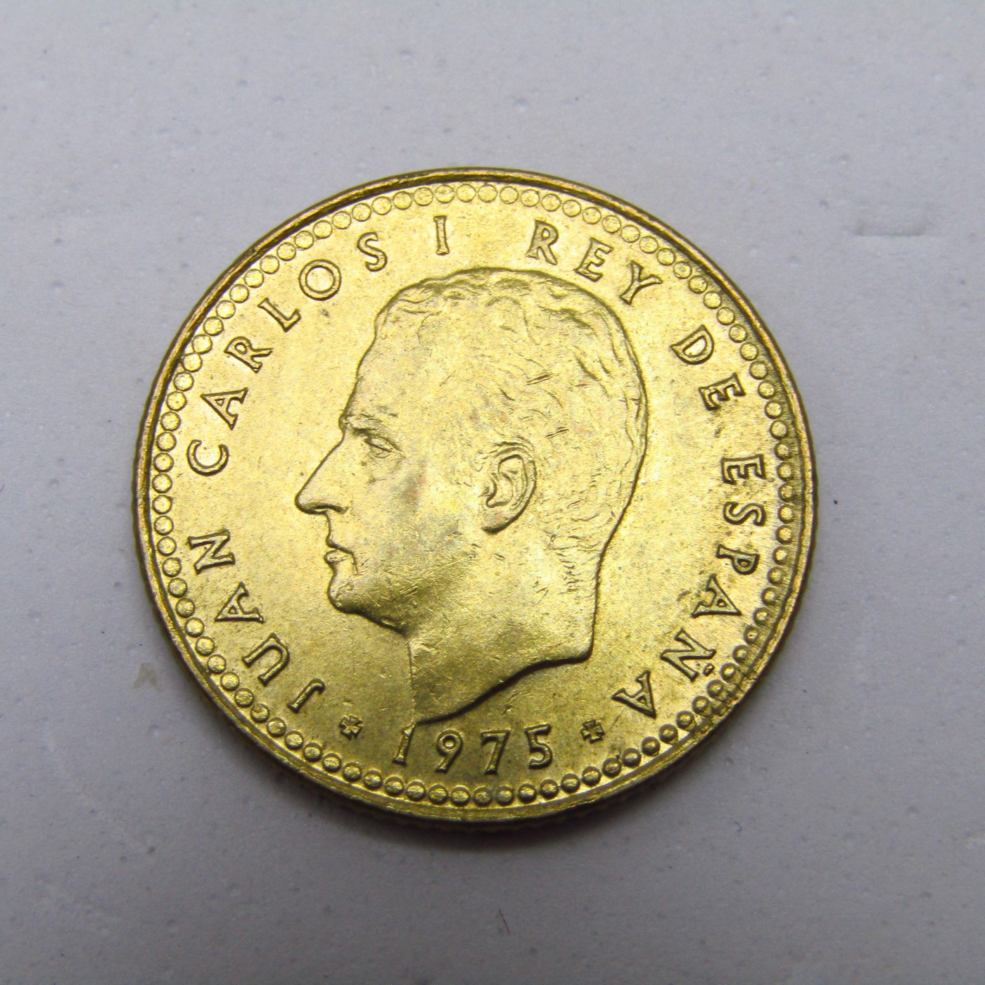 Lote de 11 Monedas de 1 Peseta de Cobre. Año 1975. Juan Carlos I Rey de España. Ceca *19-78*). Algunas variante de tilde Ñ y N de Juan sin punto. MBC Lote de 11 Monedas de 1 Peseta de Cobre. Año 1975. Juan Carlos I Rey de España. Ceca *19-78*). Algunas variante de tilde Ñ y N de Juan sin punto. MBC