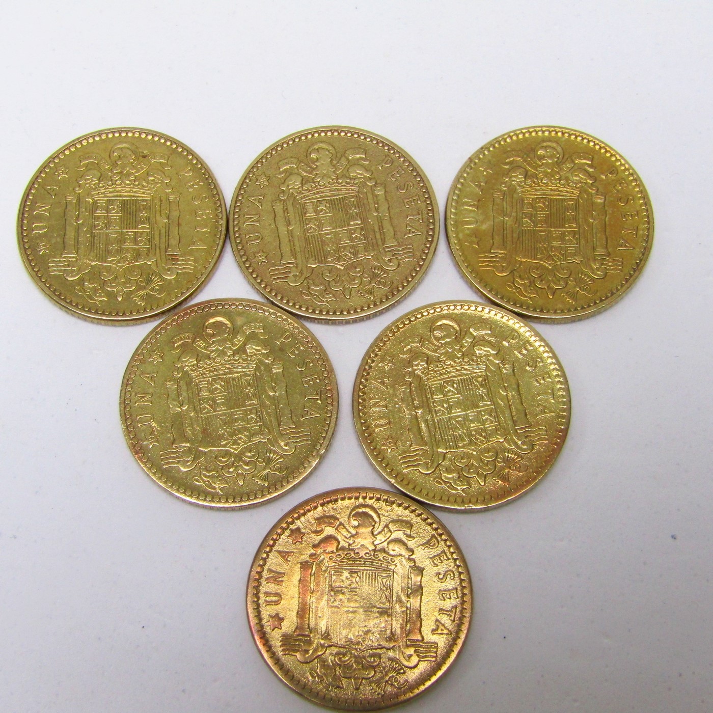 Lote de 6 Monedas de 1 Peseta de Cobre. Año 1963. Francisco Franco Caudillo de España por la G. de Dios. Madrid. Varias CECAS. MBC Lote de 6 Monedas de 1 Peseta de Cobre. Año 1963. Francisco Franco Caudillo de España por la G. de Dios. Madrid. Varias CECAS. MBC