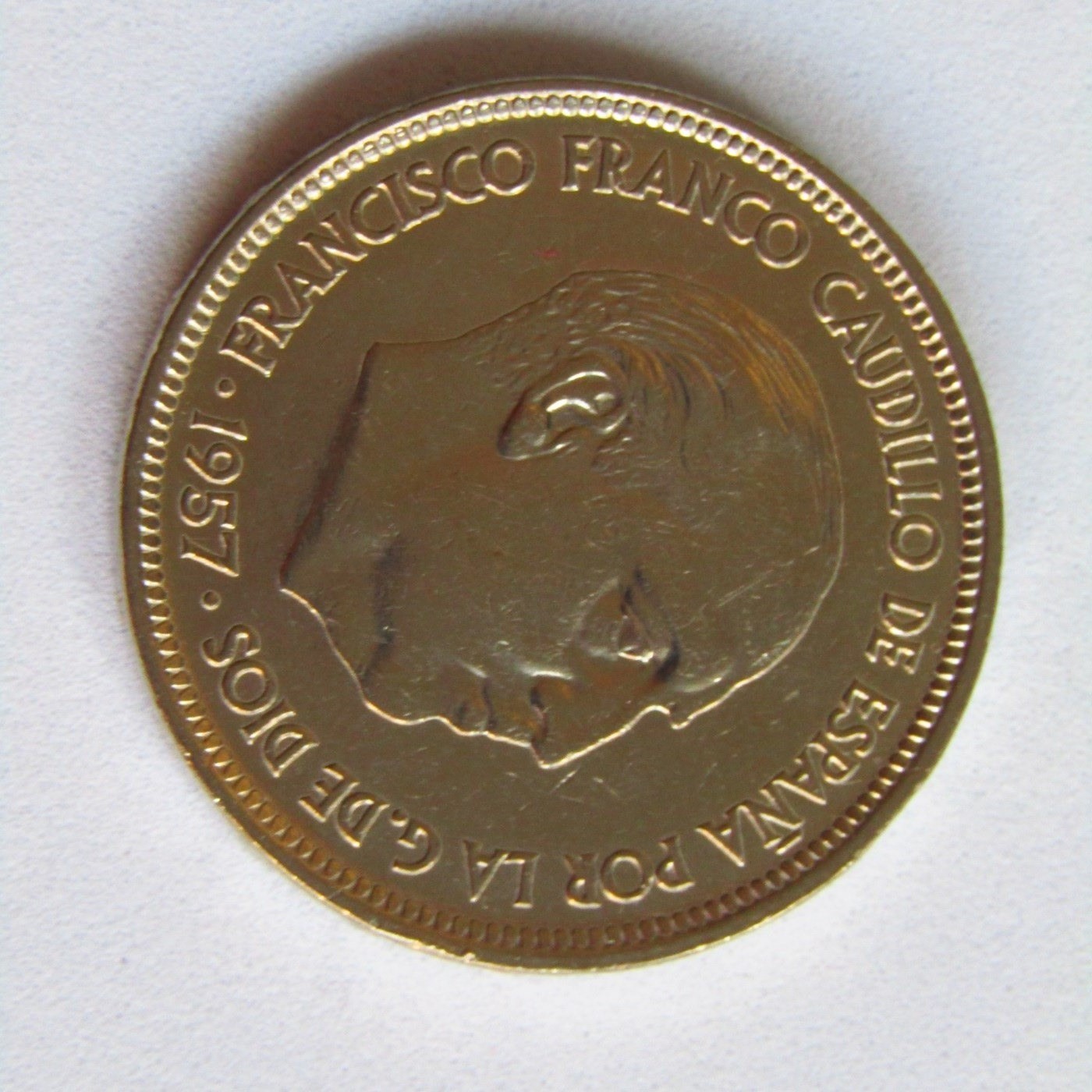 Lote de Seis Monedas de 50 Pesetas de Níquel. Año 1957. Francisco Franco Caudillo de España por la G. de Dios. Madrid. 4 Monedas *58. 1 Moneda *59. 1 Moneda *60. EBC. Lote de Seis Monedas de 50 Pesetas de Níquel. Año 1957. Francisco Franco Caudillo de España por la G. de Dios. Madrid. 4 Monedas *58. 1 Moneda *59. 1 Moneda *60. EBC.
