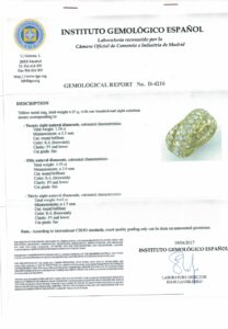 Anillo Certificado de Oro de 18k. con 116 Diamantes Naturales Talla Brillante de 3,72 ct. total (K-L/P3). Peso: 4,23 gr.