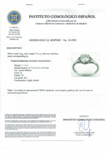 Solitario Certificado en Oro de 18k. Con Diamante Natural Talla Brillante de 1,13 ct. K/P1. 2,91 gr.