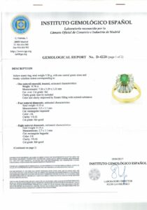 Sortija Certificada en Oro Amarillo con Esmeralda Natural de 0,74 ct. y 20 Diamantes Naturales talla Baguette y Trapecio, de 0,42 ct. (J-K/VS-SI).