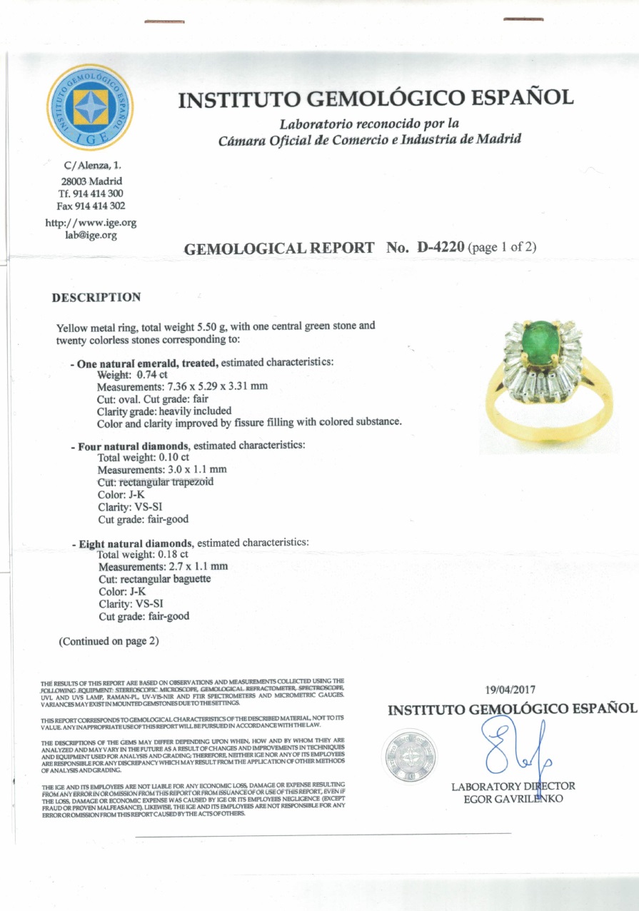Sortija Certificada en Oro Amarillo con Esmeralda Natural de 0,74 ct. y 20 Diamantes Naturales talla Baguette y Trapecio, de 0,42 ct. (J-K/VS-SI). Sortija Certificada en Oro Amarillo con Esmeralda Natural de 0,74 ct. y 20 Diamantes Naturales talla Baguette y Trapecio, de 0,42 ct. (J-K/VS-SI).