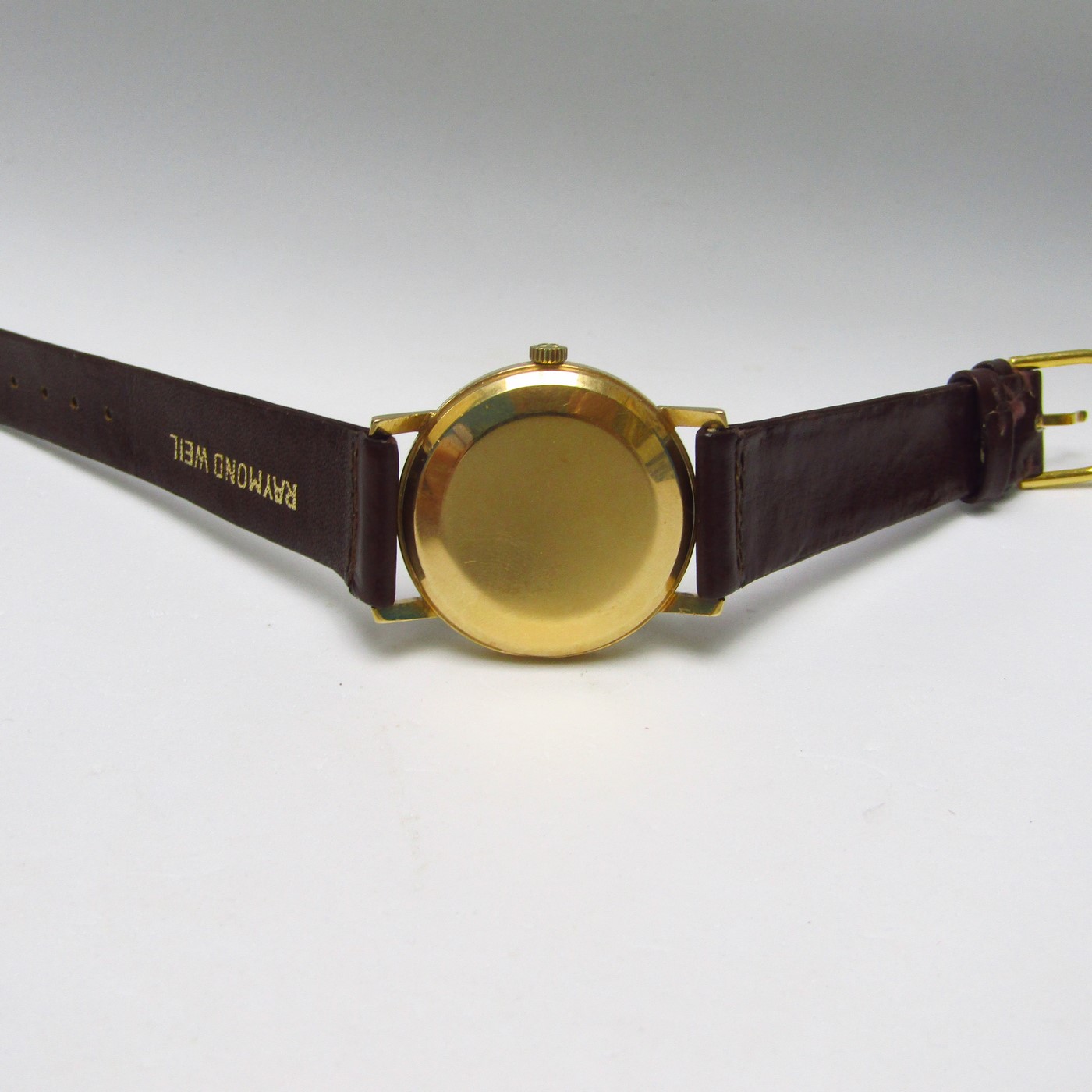 OMEGA AUTOMATIC DE VILLE. Reloj AUTOMÁTICO de pulsera para caballero.Oro 18k. Suiza, 1964. OMEGA AUTOMATIC DE VILLE. Reloj AUTOMÁTICO de pulsera para caballero.Oro 18k. Suiza, 1964.