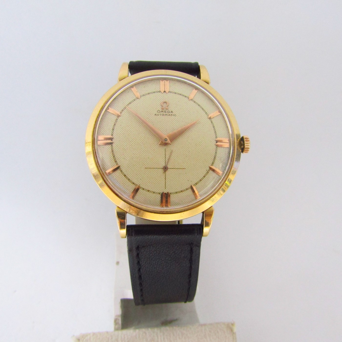 OMEGA AUTOMATIC. Reloj AUTOMÁTICO de pulsera para caballero.Oro 18k. Suiza, 1950. OMEGA AUTOMATIC. Reloj AUTOMÁTICO de pulsera para caballero.Oro 18k. Suiza, 1950.