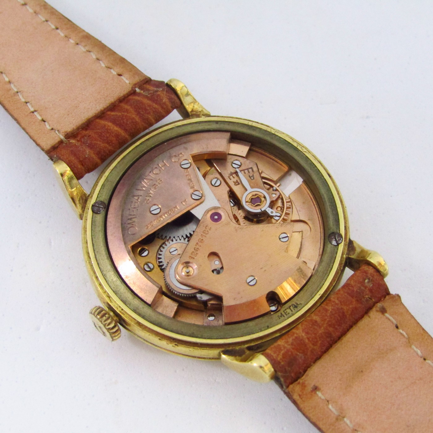 OMEGA AUTOMATIC. Reloj AUTOMÁTICO de pulsera para caballero.Oro 18k. Suiza, 1950. OMEGA AUTOMATIC. Reloj AUTOMÁTICO de pulsera para caballero.Oro 18k. Suiza, 1950.